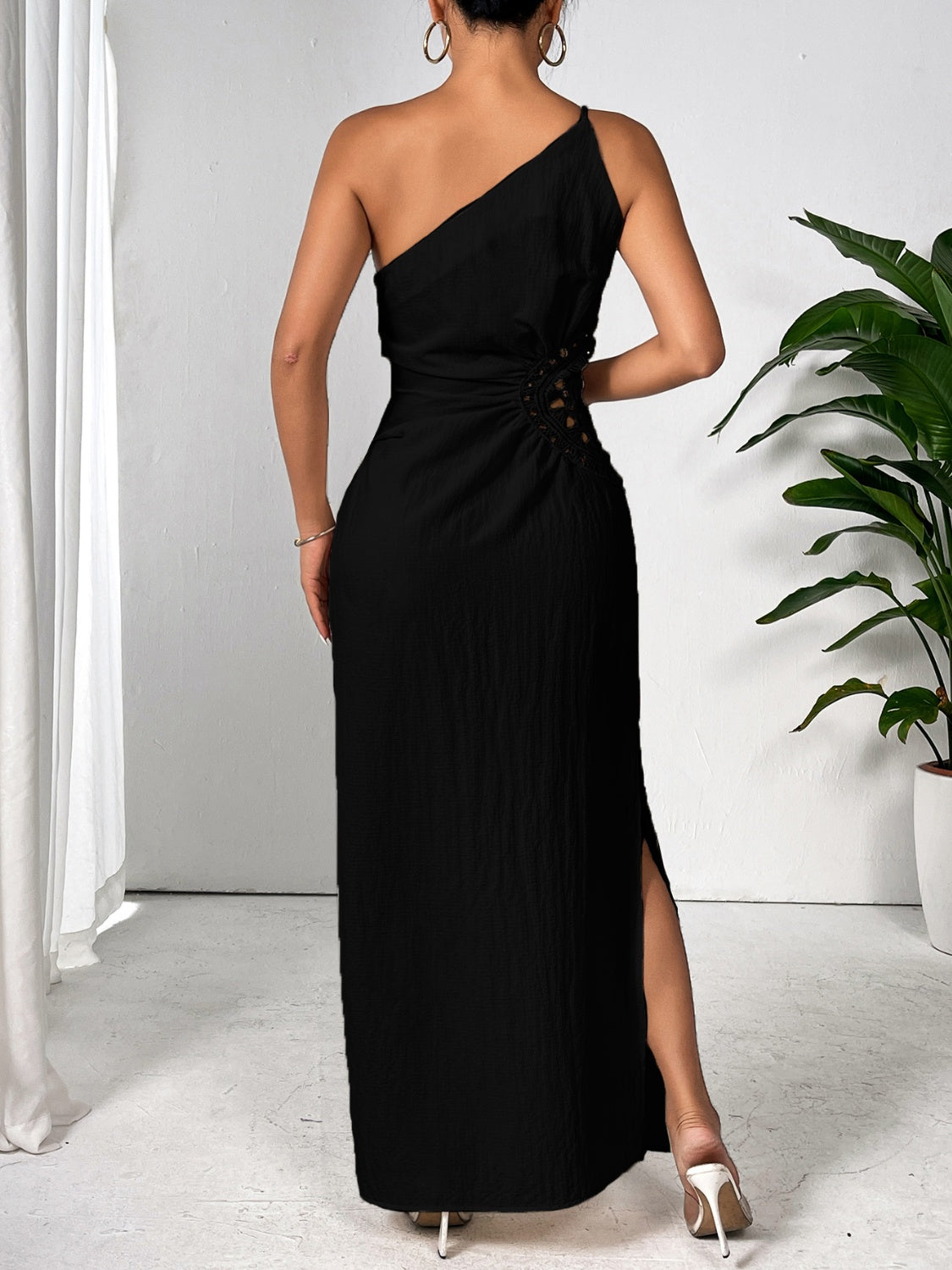 The Stunner One Shoulder Sleeveless Maxi Dress