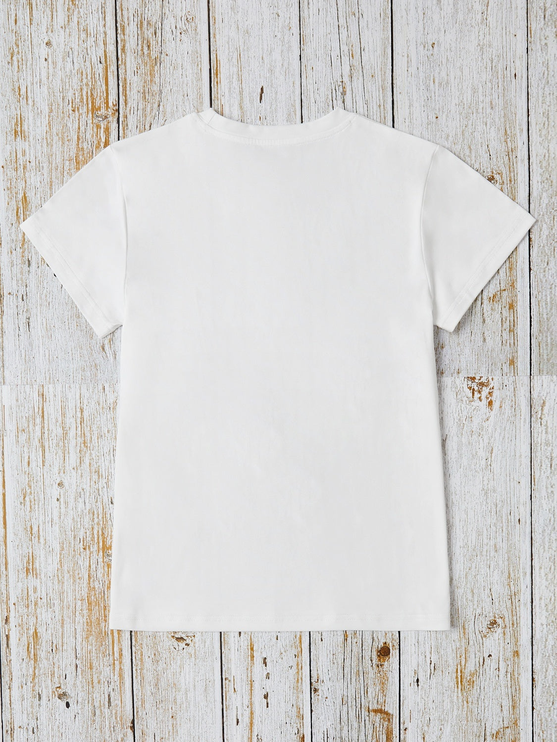 The Be Kind Graphic Round Neck Short Sleeve T-Shirt