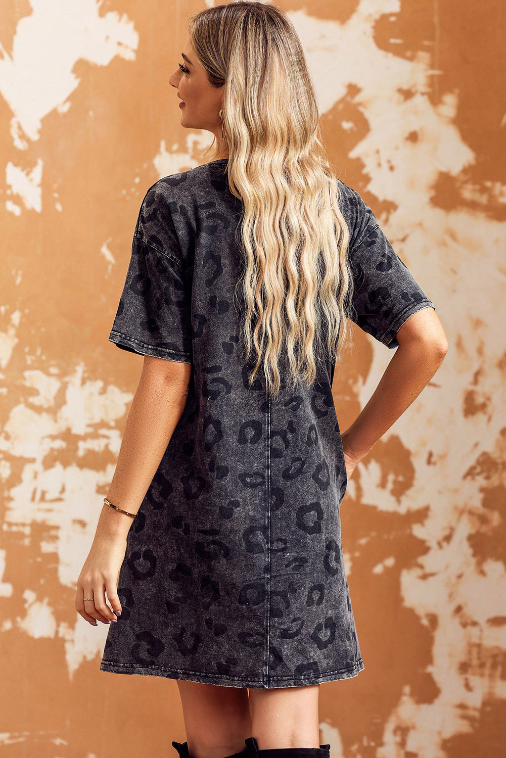 The Dropped Shoulder Leopard Dress with Pockets