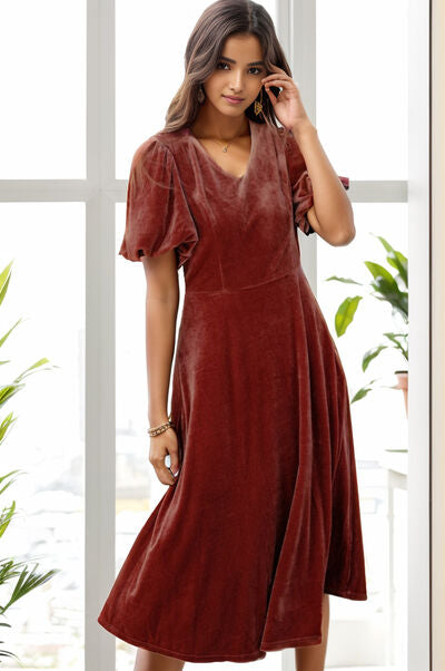 The Chestnut Balloon Sleeve Midi Dress